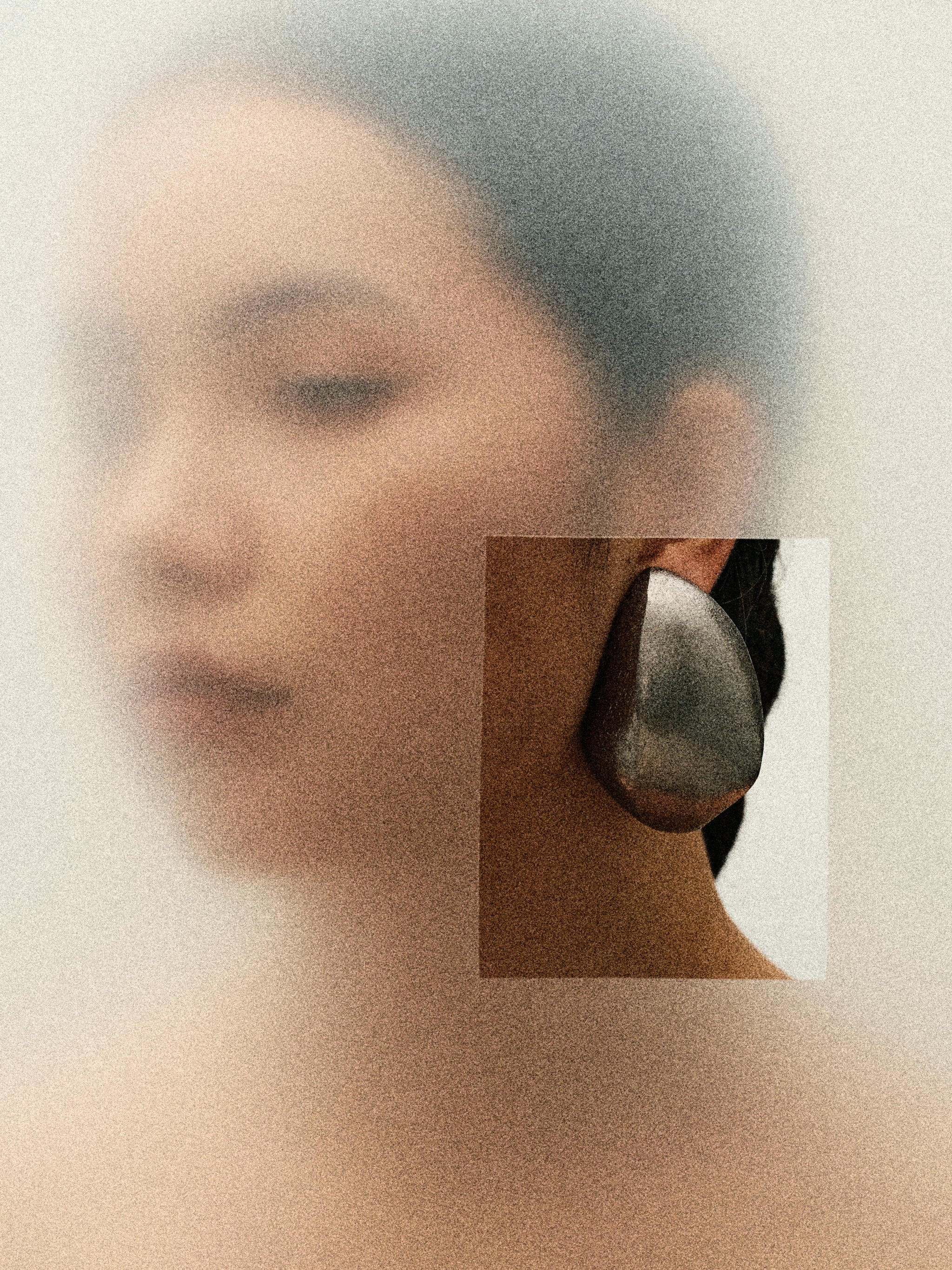 Cira earrings: acacia, silverfoil - Image 2