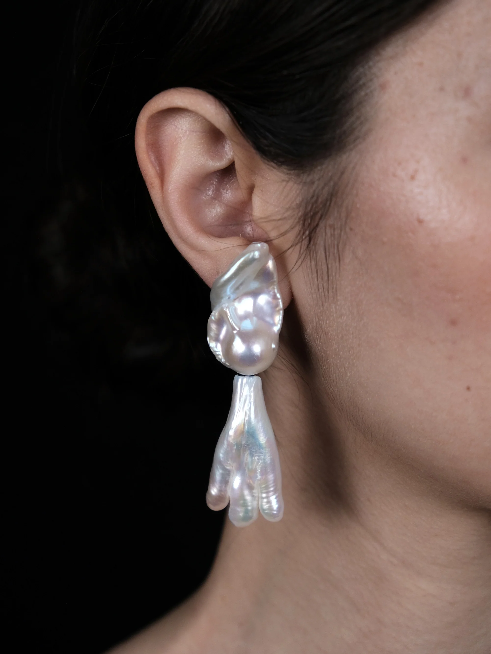 Earrings: baroque pearl - Image 4