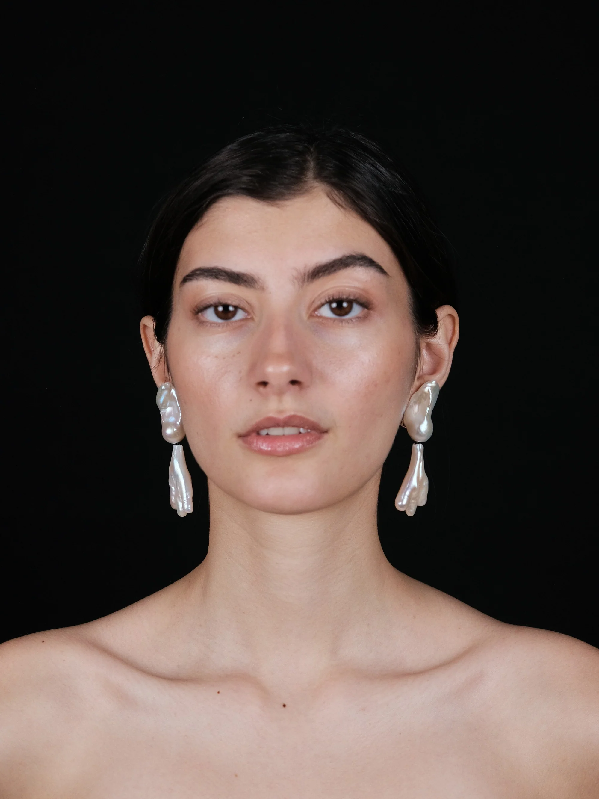 Earrings: baroque pearl - Image 5