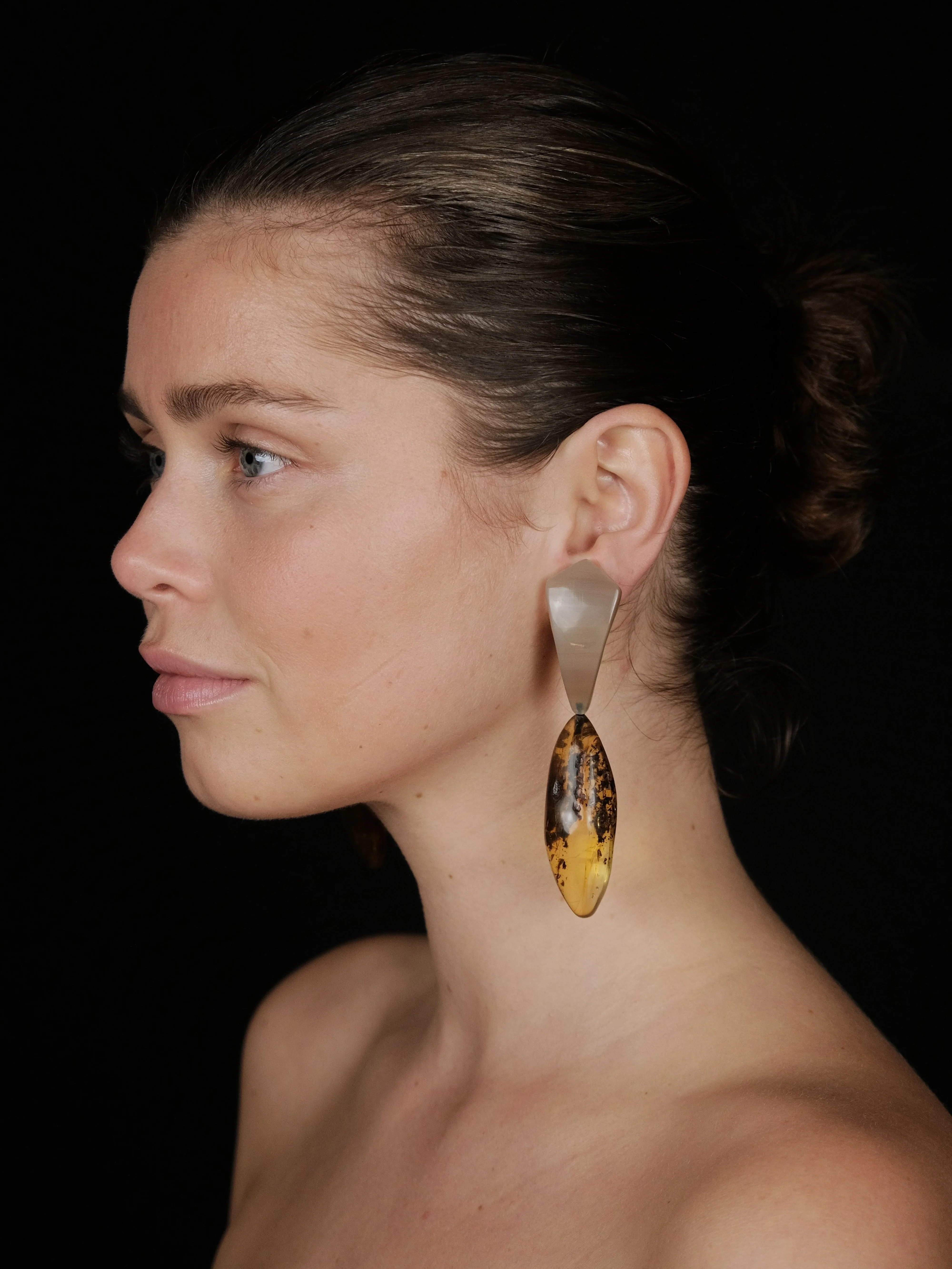 Earrings: horn, amber - Image 2