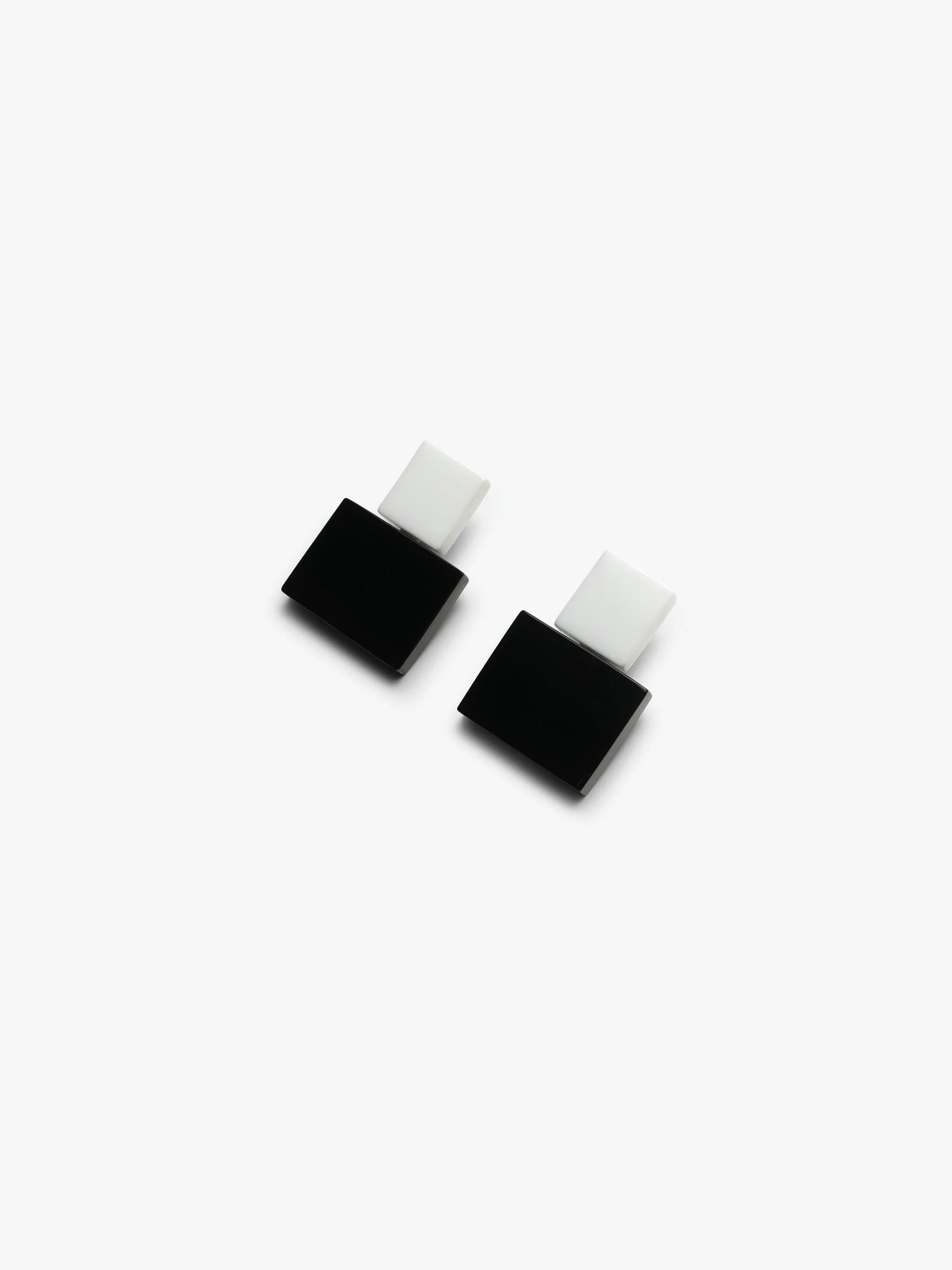 Freya earring: black/white acrylic - Image 3