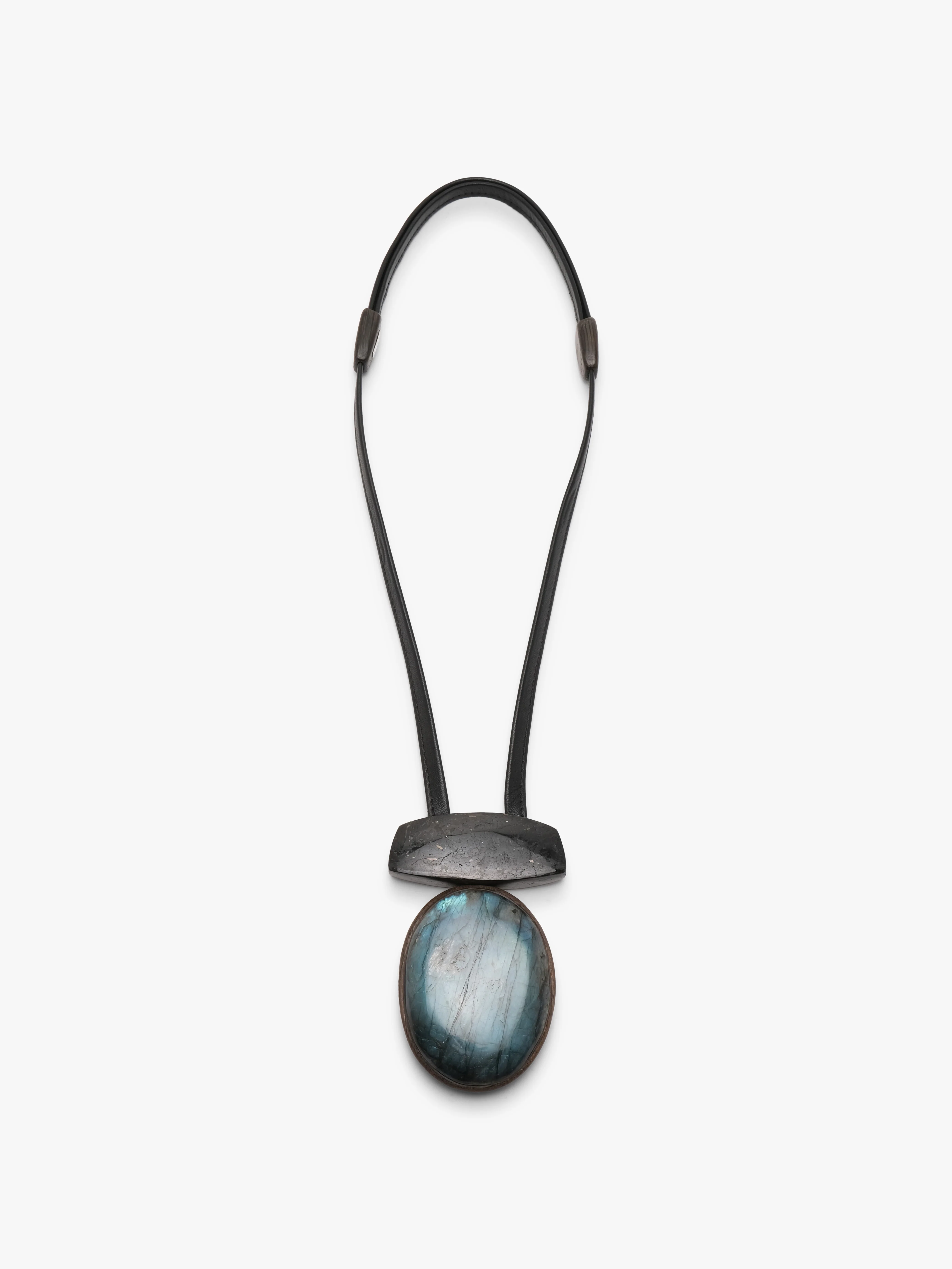 Pendant: labradorite, bog oak, nuummite - Image 4